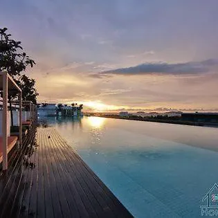 Restary - Blue Dream: Infinity Pool Apartment near Imago Kota Kinabalu